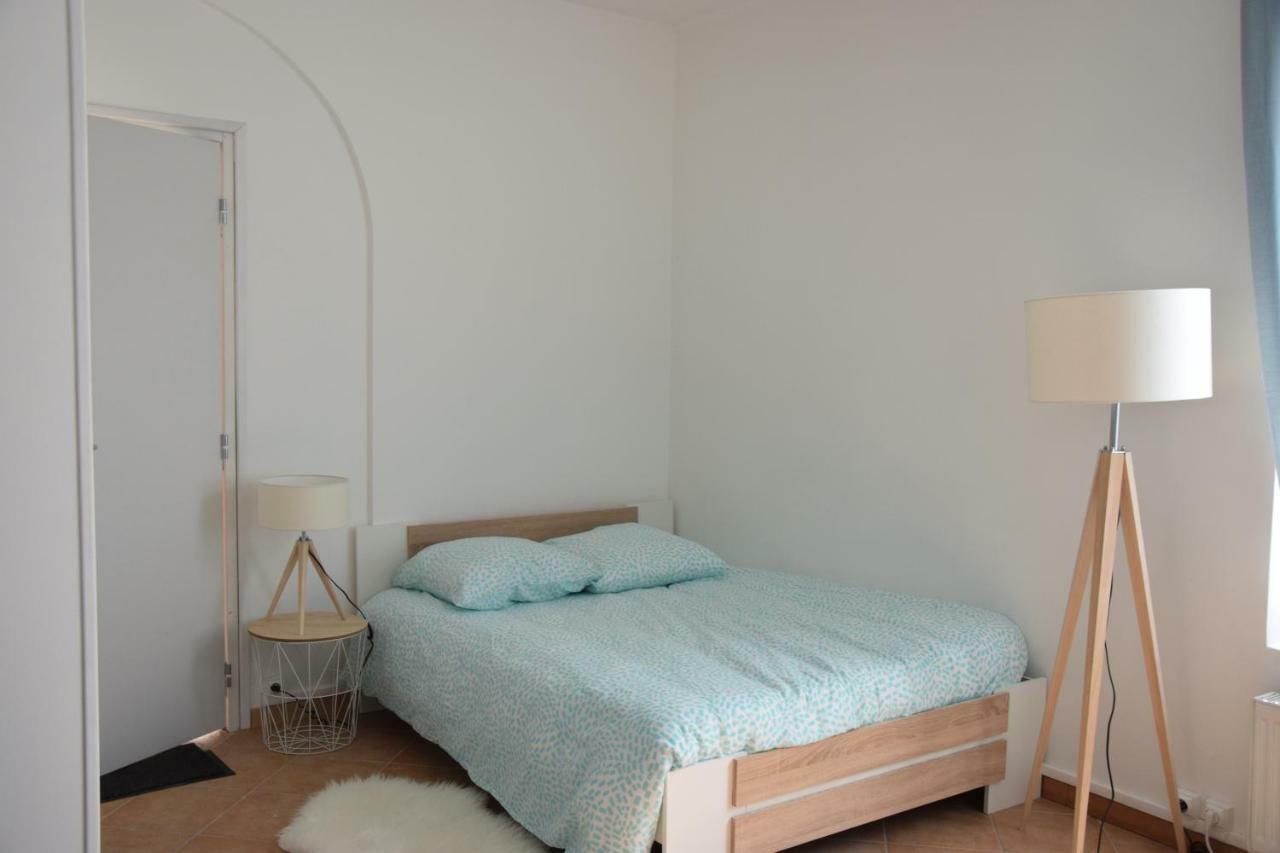 Joli Studio Plein Centre De Milly La Foret 외부 사진